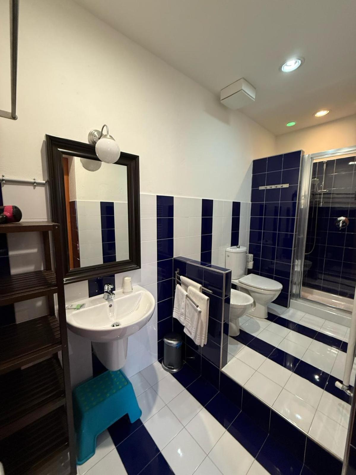 Andres Guest House Санремо Экстерьер фото